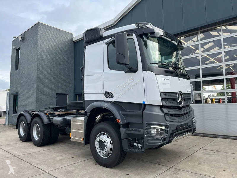Tractor Mercedes 3340 S 6x4 Tractor Head