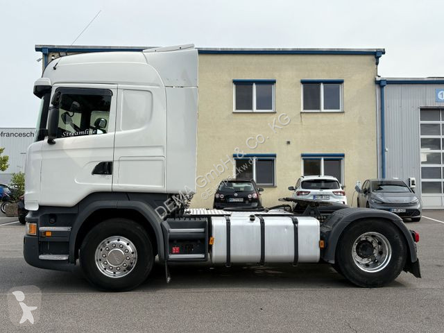 Traktor Scania...