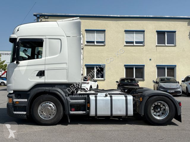 Traktor Scania...