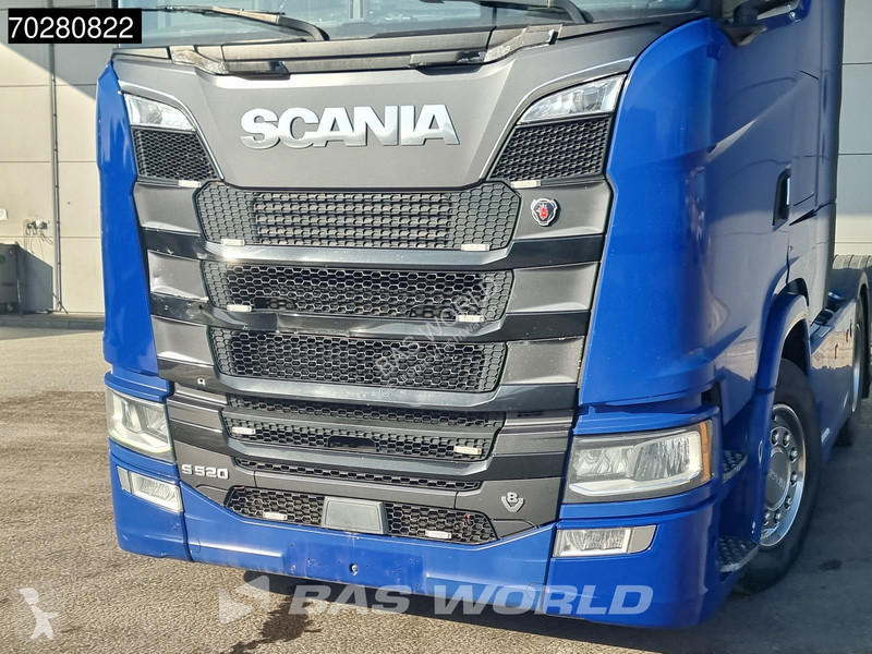 Traktor Scania S520 6X2 Retarder 2x Tanks...