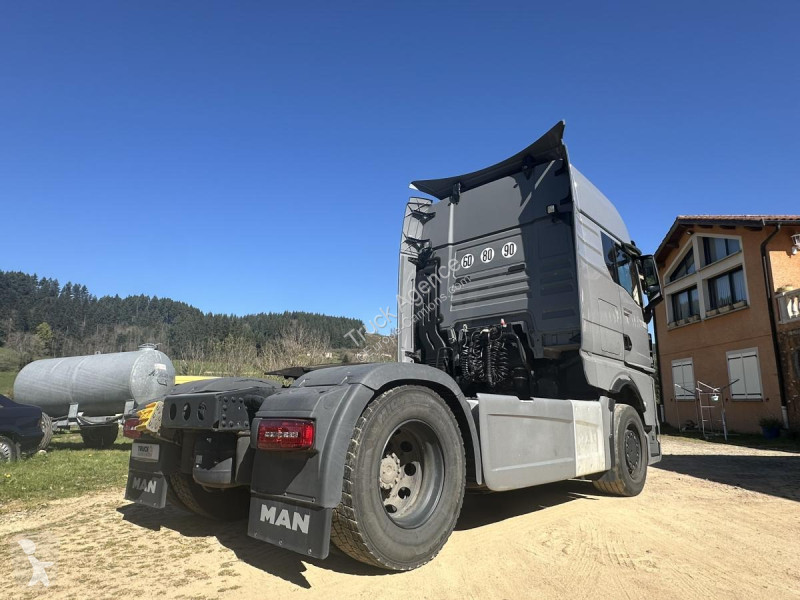 Traktor MAN 18.510