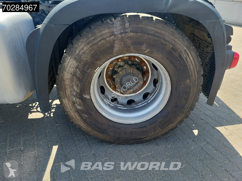 Traktor Mercedes 1845 4X2 ClassisSpace PTO...