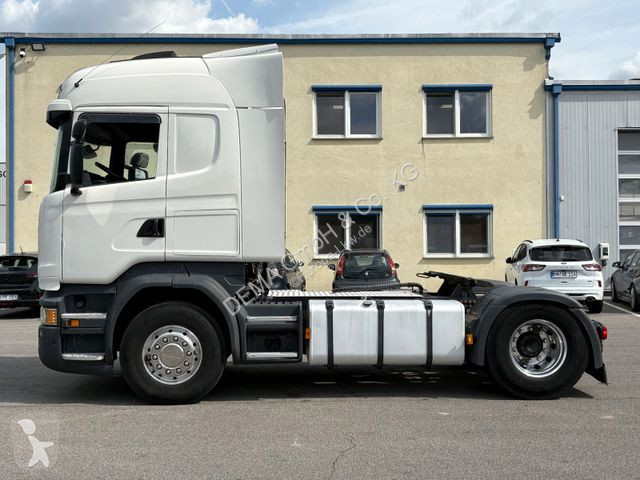 Traktor Scania...