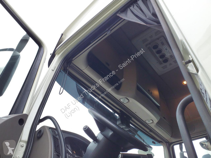 Traktor DAF 480 FT 4X2