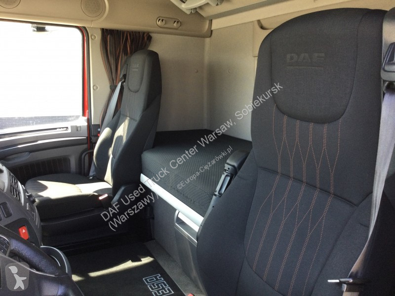 Traktor DAF 480 FT LOW DECK 4X2