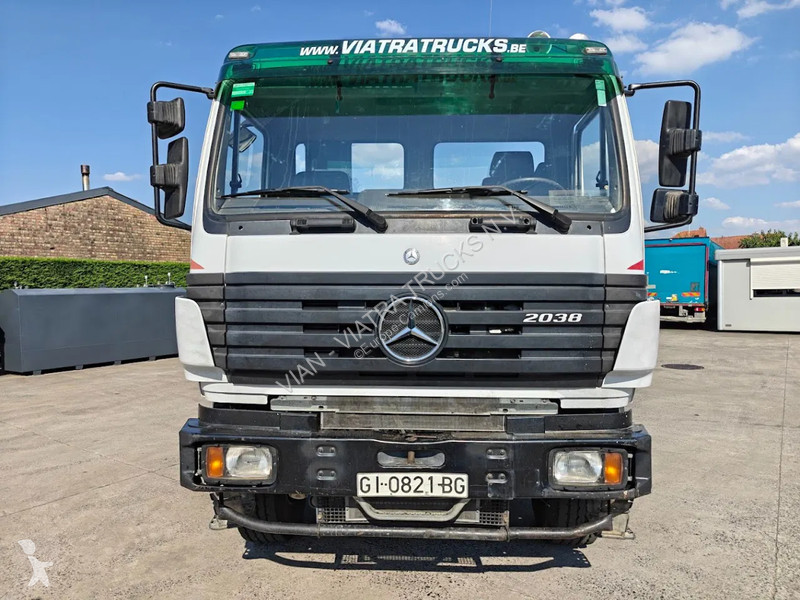 Traktor Mercedes 2038 V8 AS 4X4