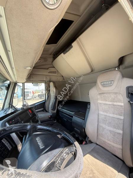 Traktor Iveco