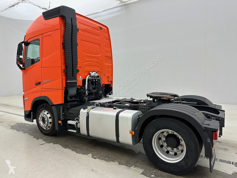 Traktor Volvo 500 Globetrotter
