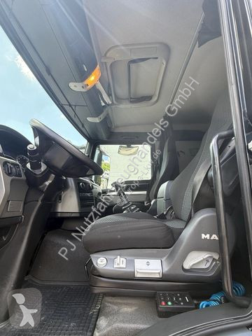 Tractor MAN 18.480 Kran HMF 1820 K6