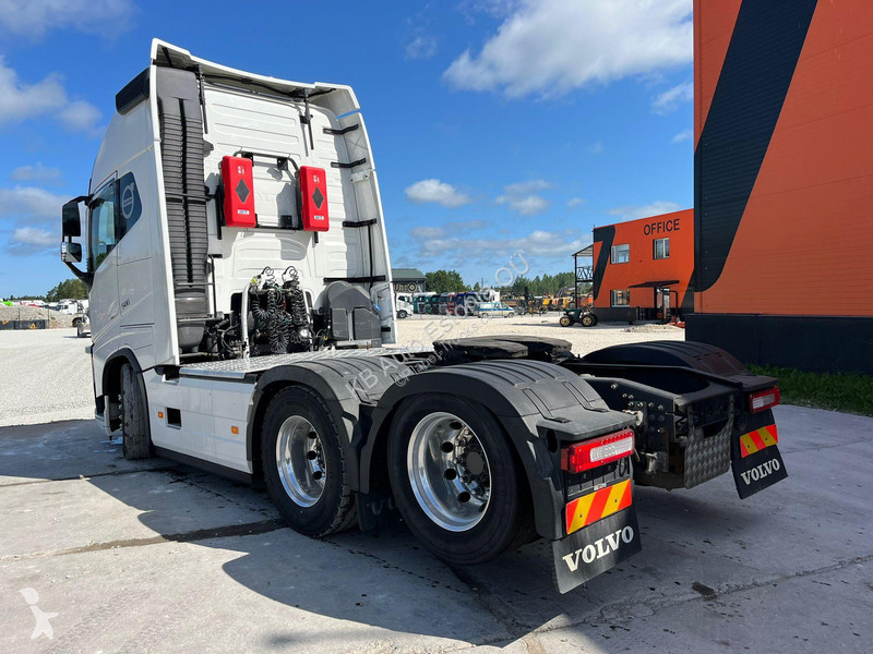 Tahač Volvo 500 6x2 GLOBE XL / ADR / RETARDER /...