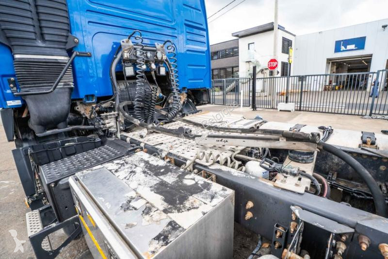 Traktor Volvo FMX 420 + HYDR