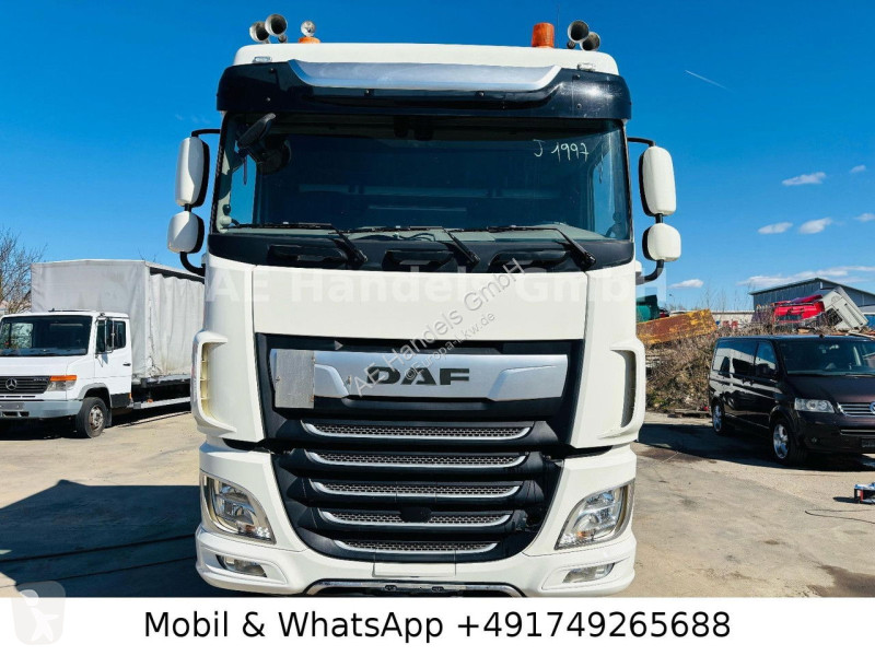 Traktor DAF XF 530