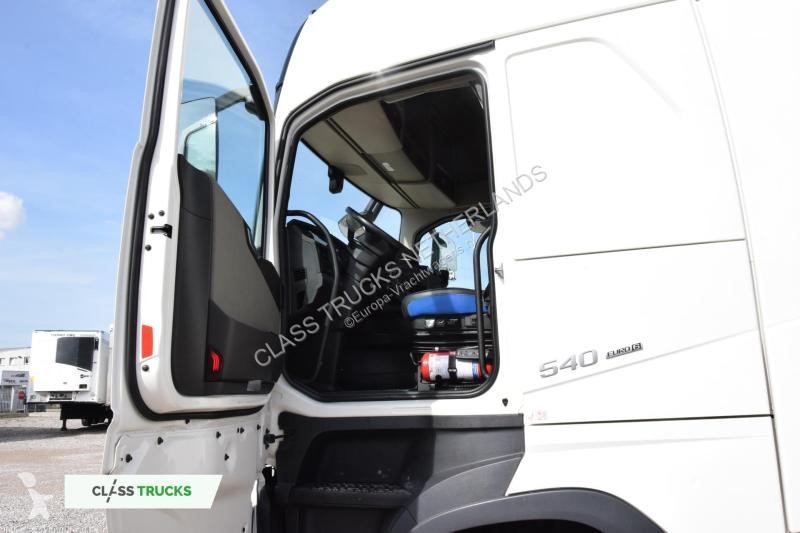 Traktor Volvo Globetrotter XL Retarder