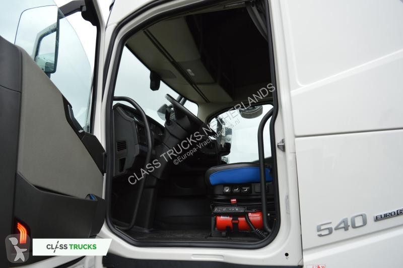Traktor Volvo Globetrotter XL Retarder