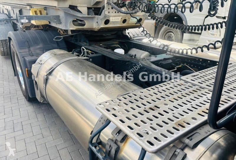 Traktor Iveco S-WAY 460