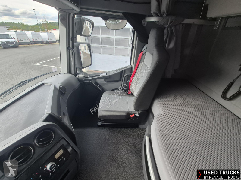 Traktor Renault