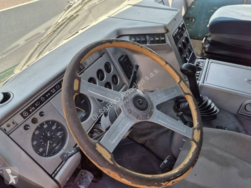 Cabeza tractora Iveco