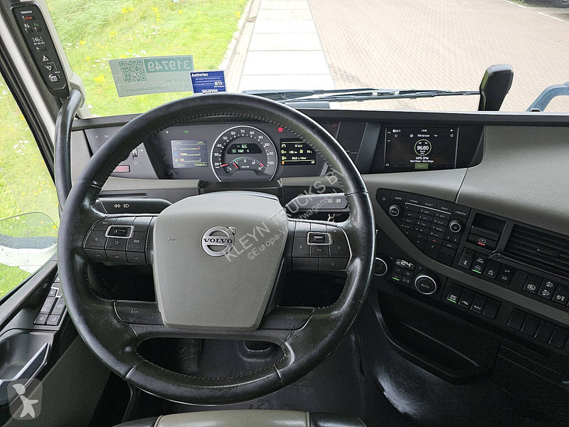 Tahač Volvo XL 6X2 I-PARK-COOL