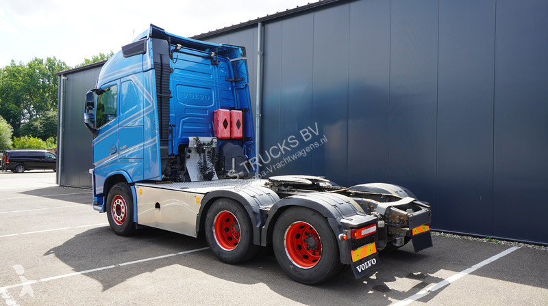 Tahač Volvo 6X4 EURO 6 GLOBETROTTER