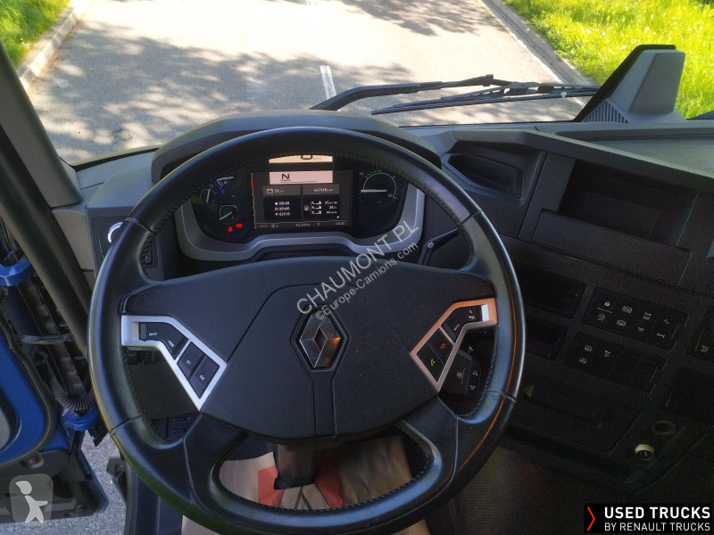 Tractor Renault