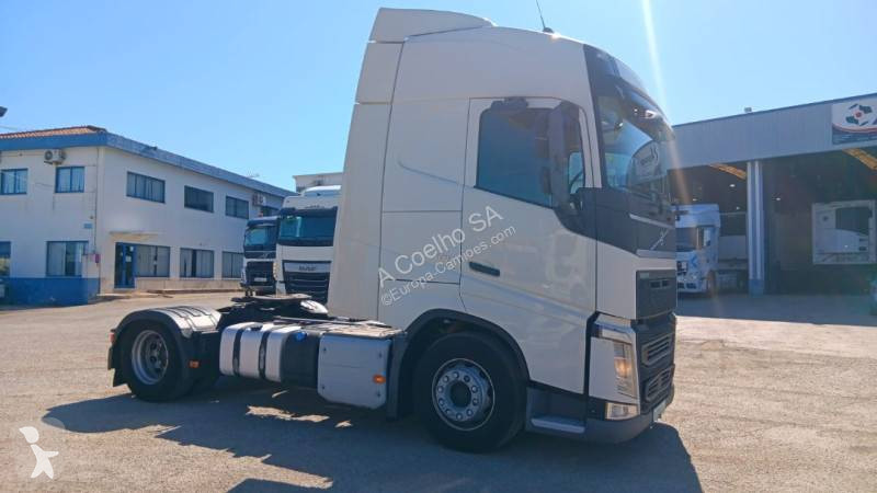 Traktor Volvo