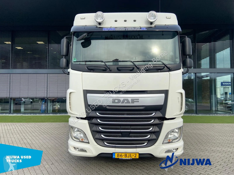 Trekker DAF 440 4x2 PTO + Standkachel