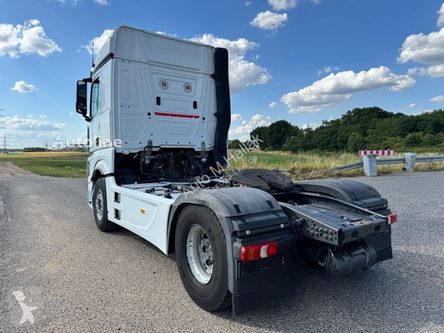 Traktor Mercedes 1853 LS