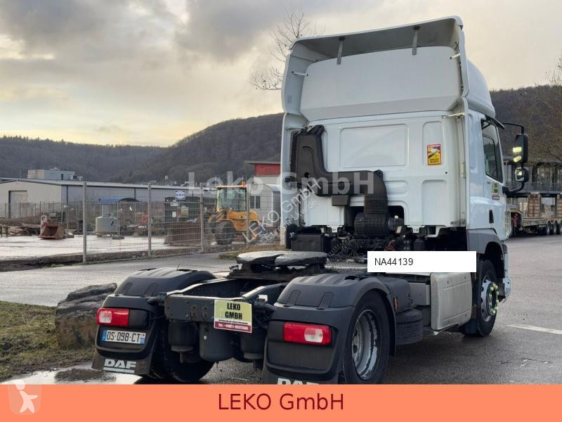 Traktor DAF CF 400.19