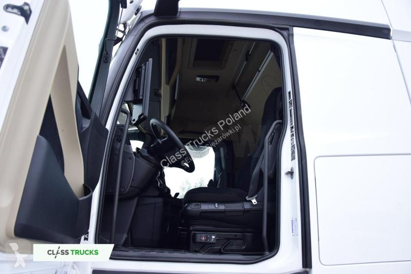 Cap tractor Mercedes 5 1845 BigSpace