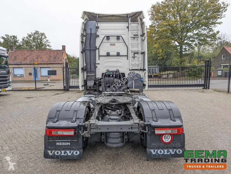 Tractor Volvo 0 4x2 Euro6 0 4x2 Globetrotter...