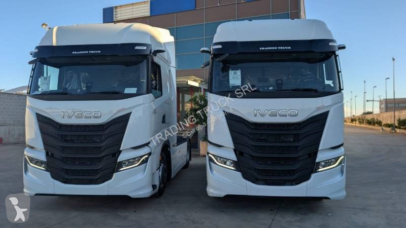 Traktor Iveco