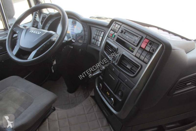 Traktor Iveco