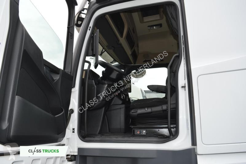 Trekker Mercedes 5 1845 BigSpace
