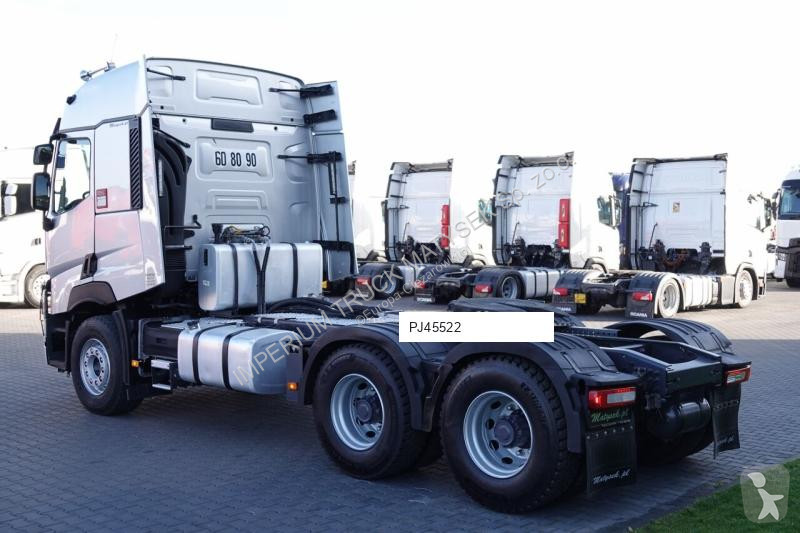 Traktor Renault C 520