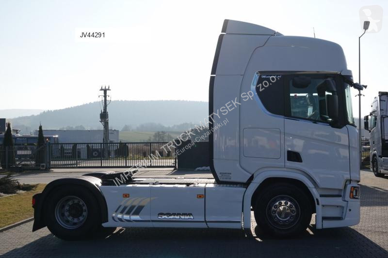 Tahač Scania 450