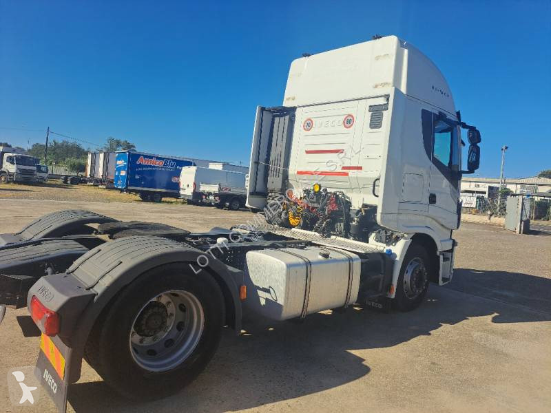Traktor Iveco