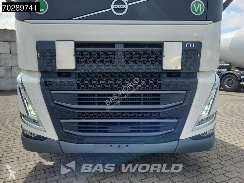 Traktor Volvo 500 4X2 XL VEB+ 2xTanks Navi LED...