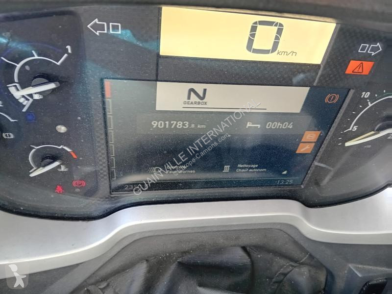Traktor Renault 460 Gamme T
