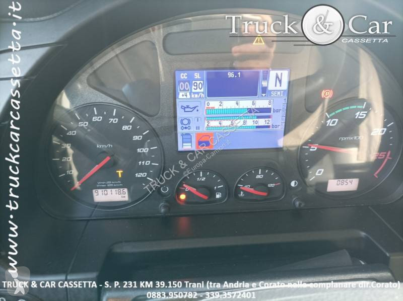 Traktor Iveco