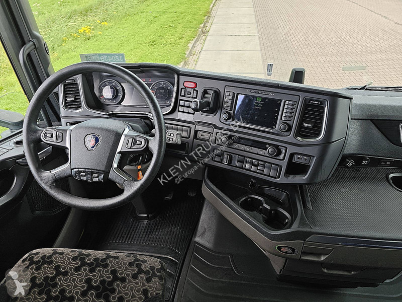 Trekker Scania S450 SKIRTS 2X TANK RET