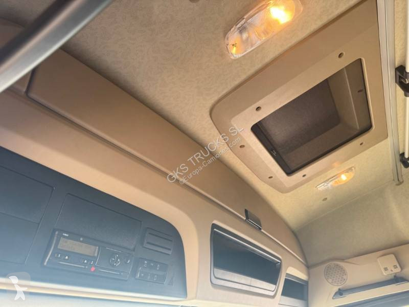 جرار Mercedes