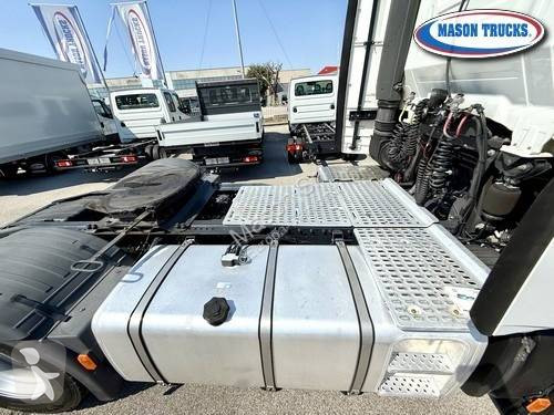 Traktor Iveco