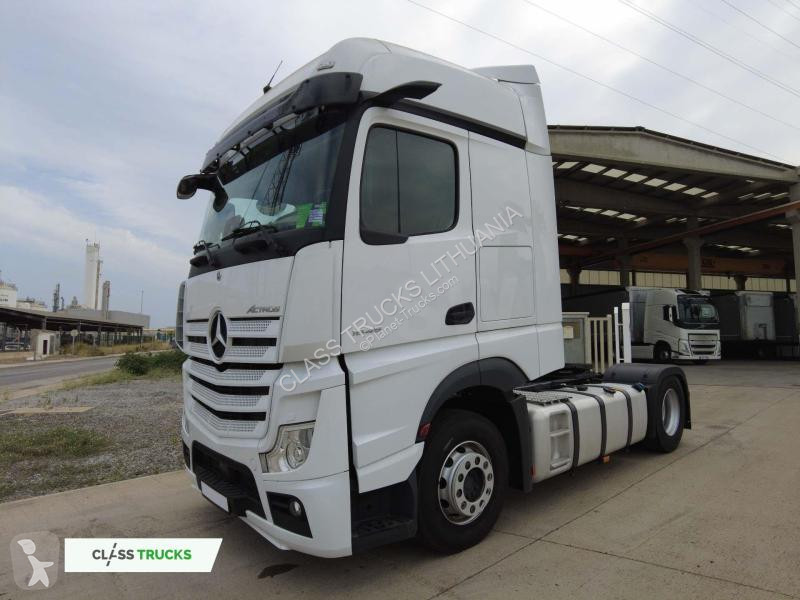Tahač Mercedes 5 1845 BigSpace, Max tanks