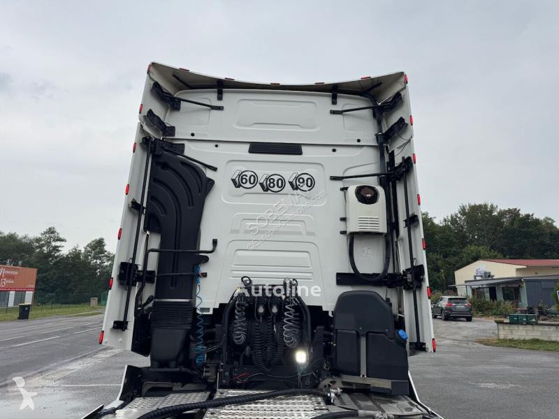 Traktor Renault  T480