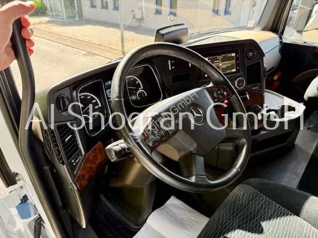 Tahač Mercedes 1845 StreamSpace 2,30 / Retarder...