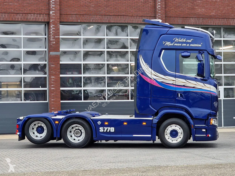 Tractor Scania 770S V8 NS Highline 6x2 - Show...