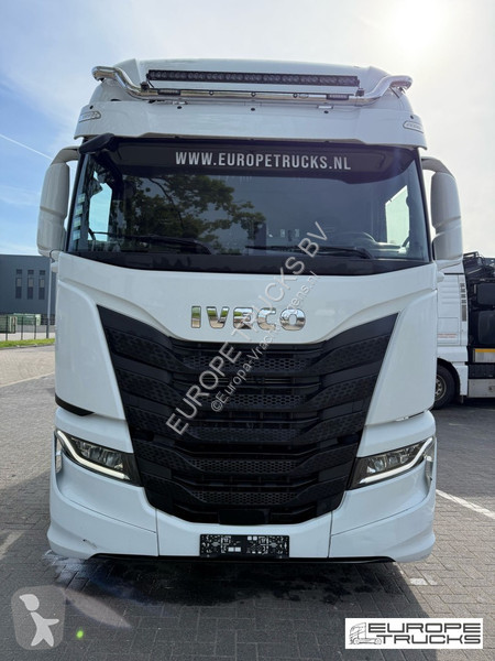 Traktor Iveco S-Way 460 Steel/Air - Intarder -...