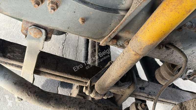 Traktor Volvo 12420 (BOITE MANUELLE / MANUAL...