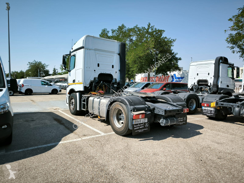 Traktor Mercedes  1845 LS