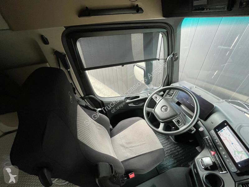 Trekker Mercedes F 1848 StreamSpace 2.50M